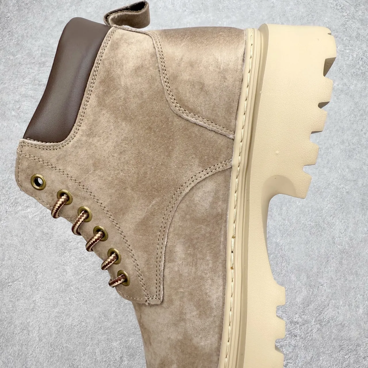 UGG بيج بني جلد سويد أعلى كولار حذاء عمل 8