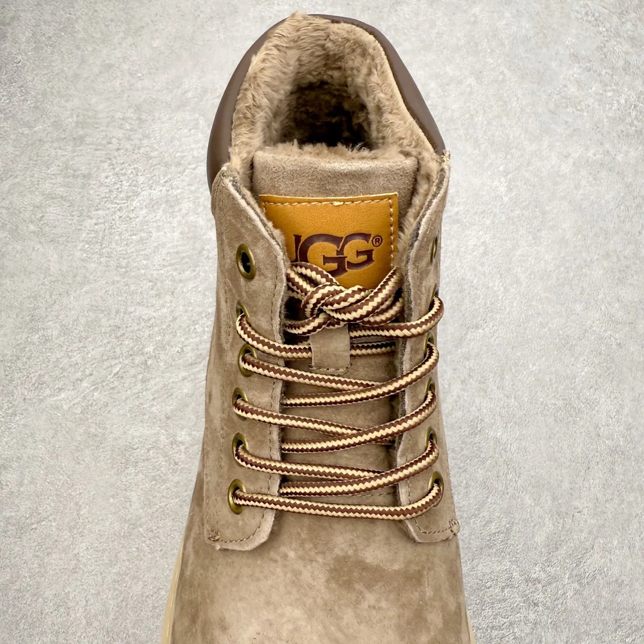 UGG بيج بني جلد سويد أعلى كولار حذاء عمل 9