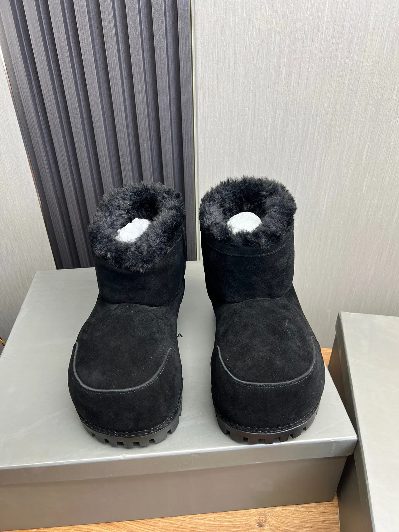 UGG Black Suede Upper Shearling-Lined Cuff Snow Boots 2