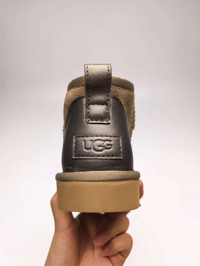 UGG Brown Black Suede Upper Shearling-Lined Cuff Snow Boots 4