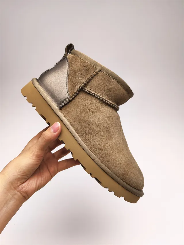 UGG Brown Black Suede Upper Shearling-Lined Cuff Snow Boots 8