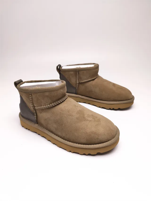 UGG Brown Black Suede Upper Shearling-Lined Cuff Snow Boots 9
