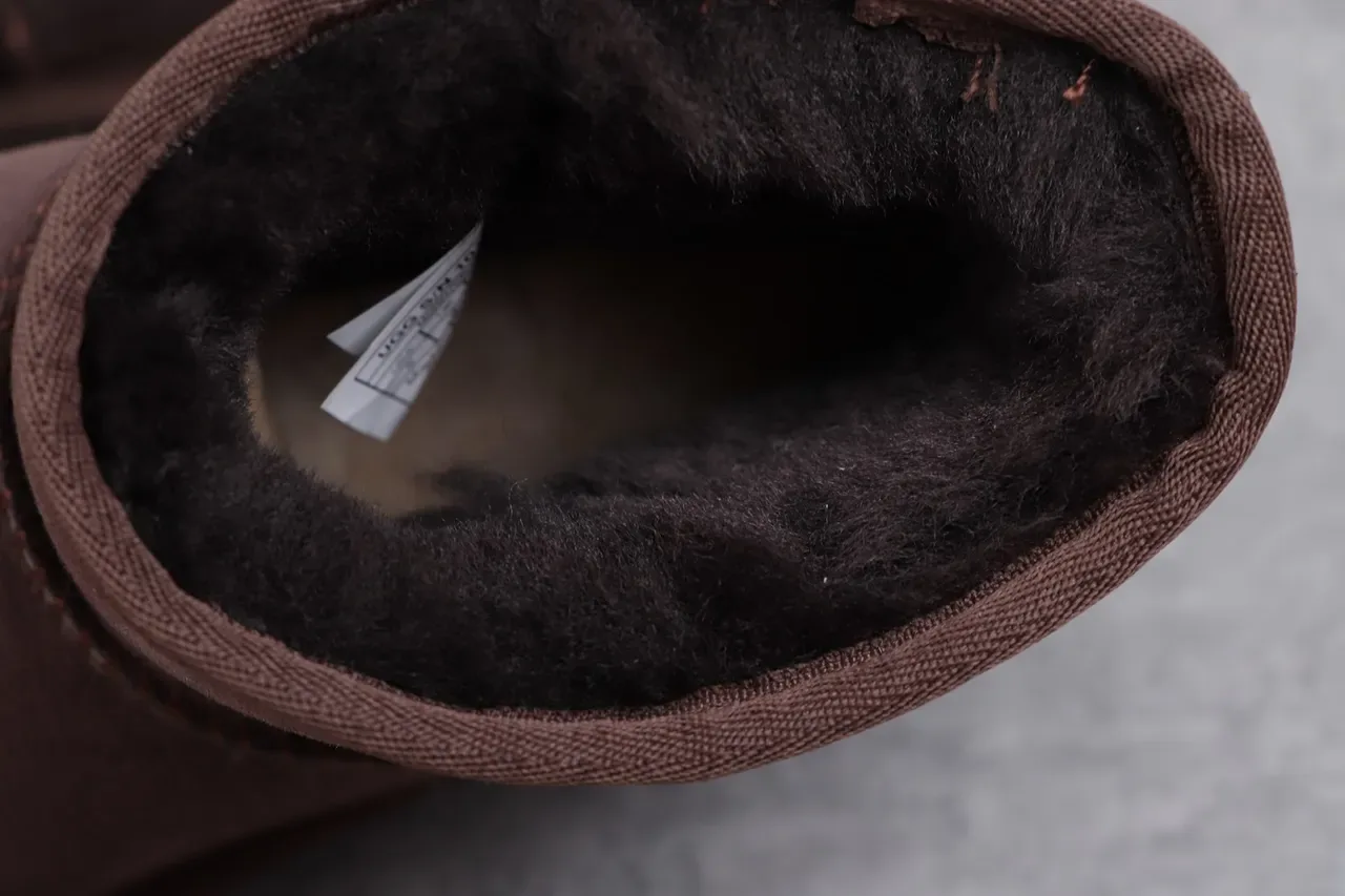 UGG Bottines de Neige Marron Noir Daim Doublé Shearling 4
