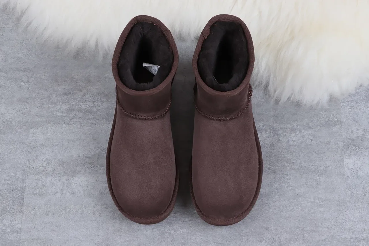 UGG Bottines de Neige Marron Noir Daim Doublé Shearling 9