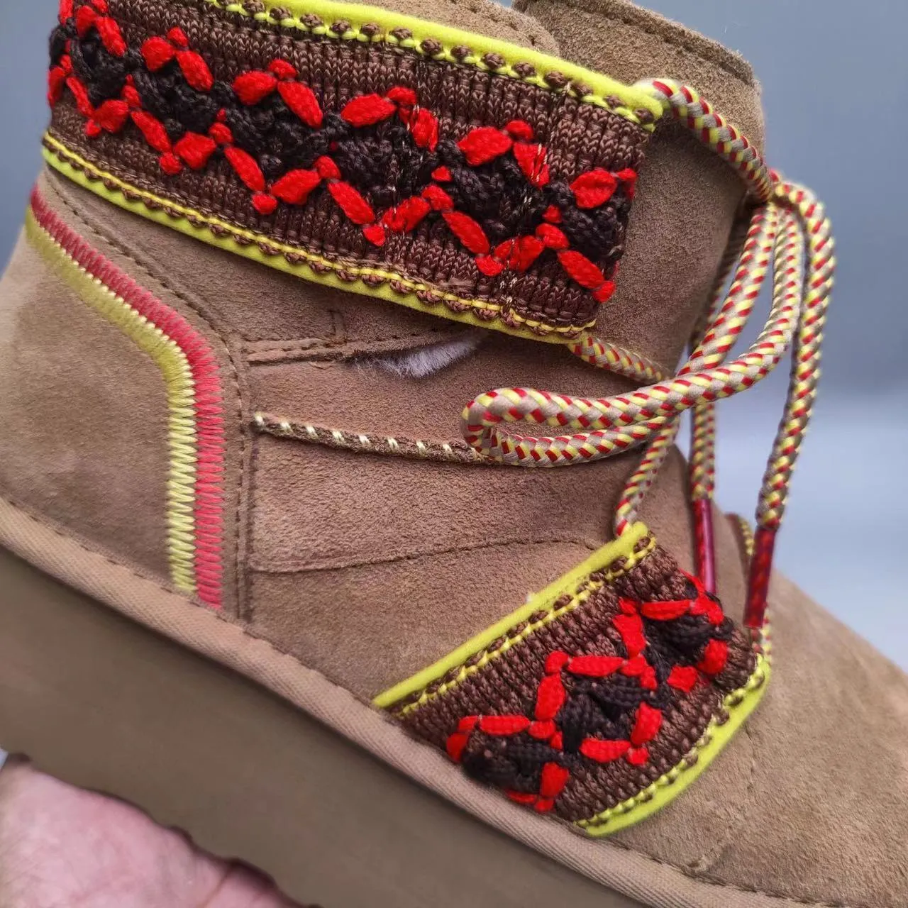 UGG Brown Multicolor Platform Sole Suede Upper Snow Boots 8