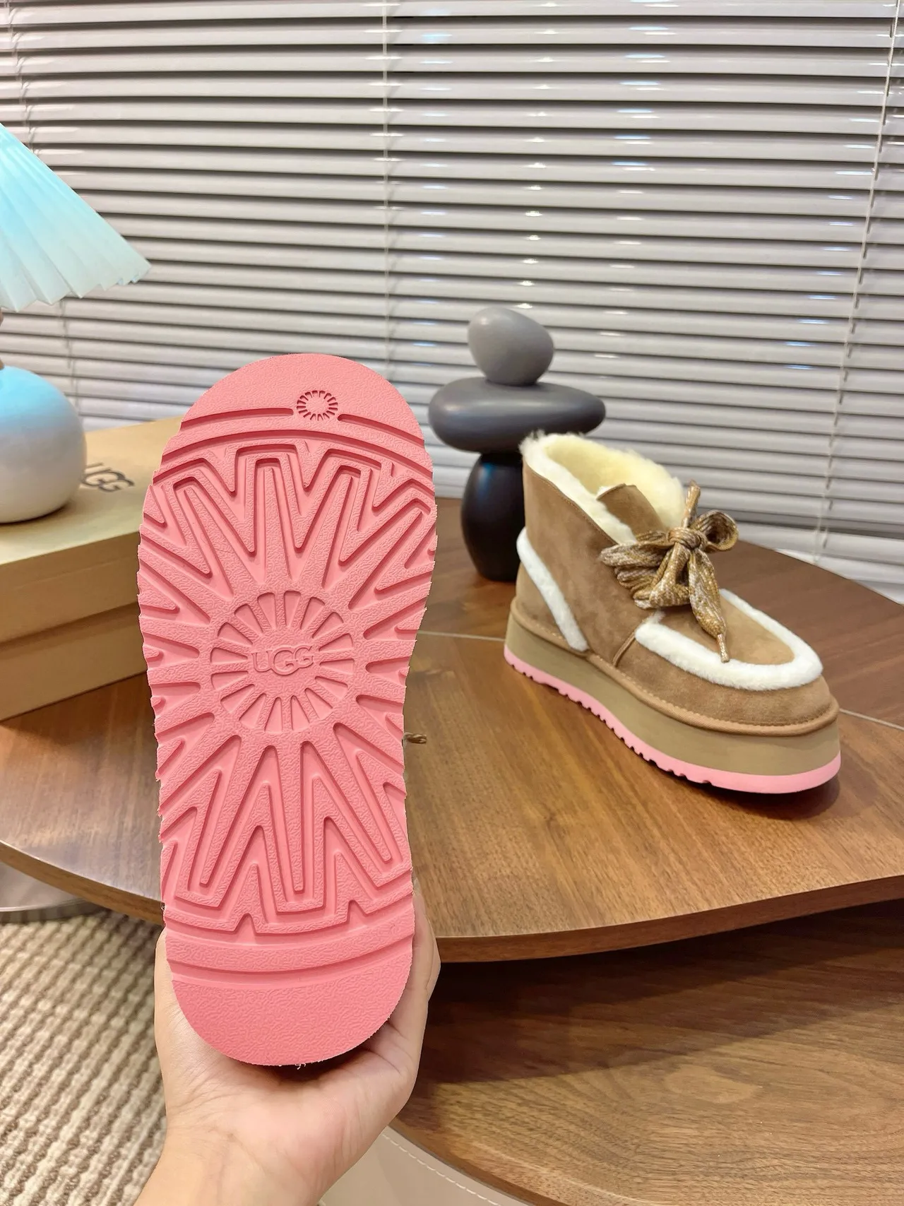 UGG Brown Pink Platform Sole Shearling-Lined Snow Boots 8