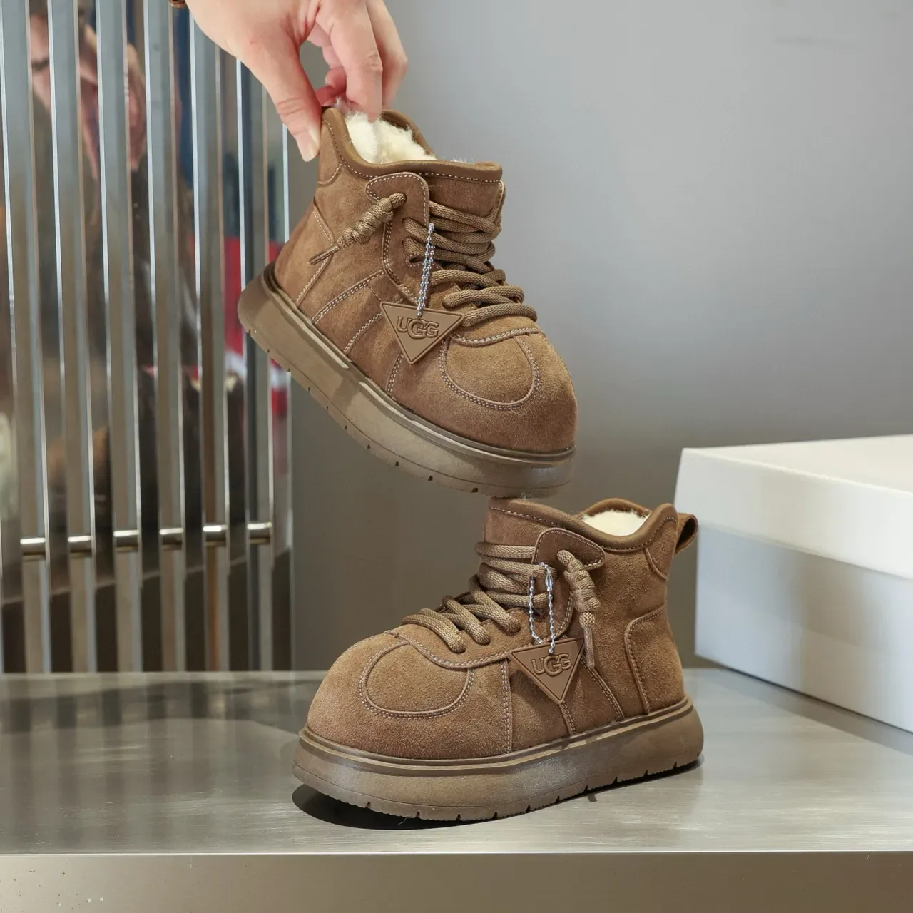UGG Brown Suede Shearling-Lined Lace-Up Snow Boots 3