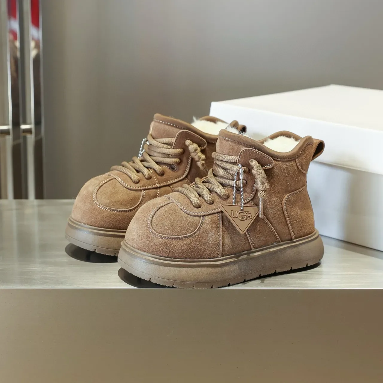 UGG Brown Suede Shearling-Lined Lace-Up Snow Boots 5