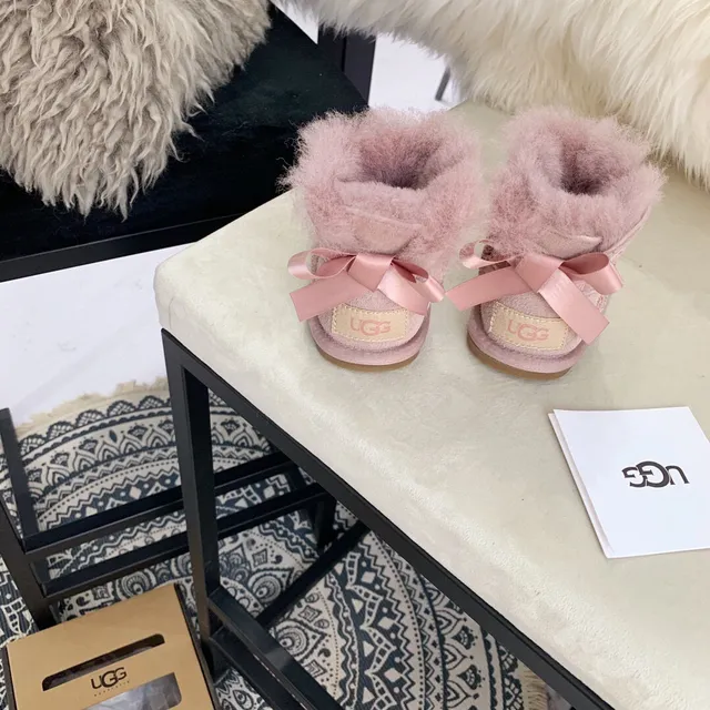 UGG Classic Mini Pink Suede Shearling Snow Boots 9