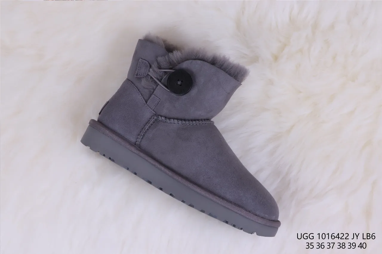 UGG Gray Suede Upper Shearling Lining Snow Boots 6