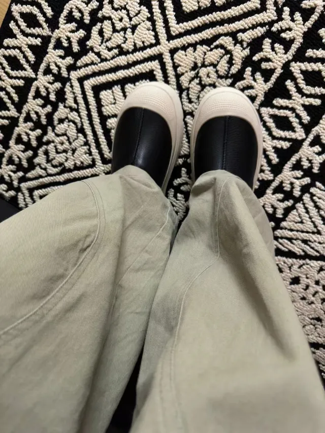 UGG Tasman أسود/بيج slip-on منصة أحذية كاجوال 8