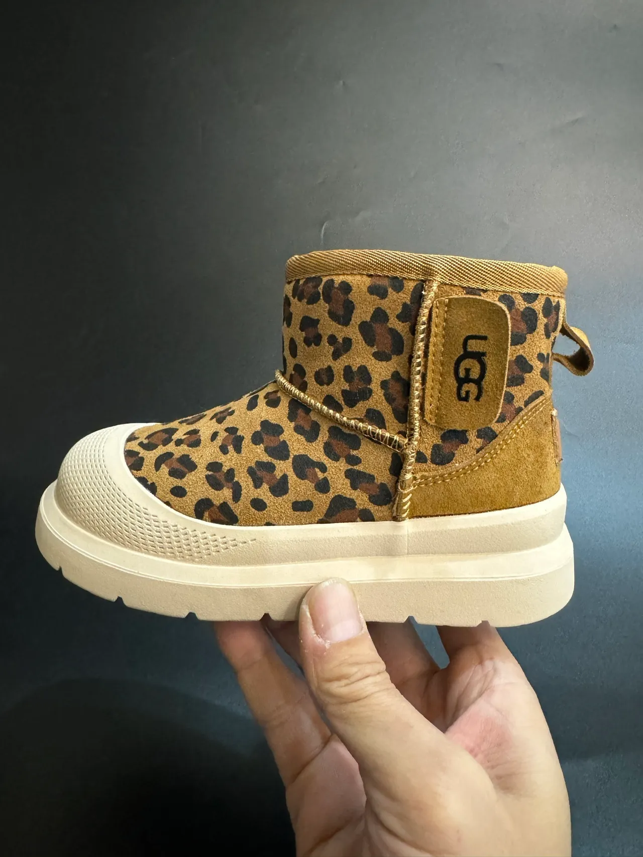 UGG Tasman Black Children's Snow Boots 12