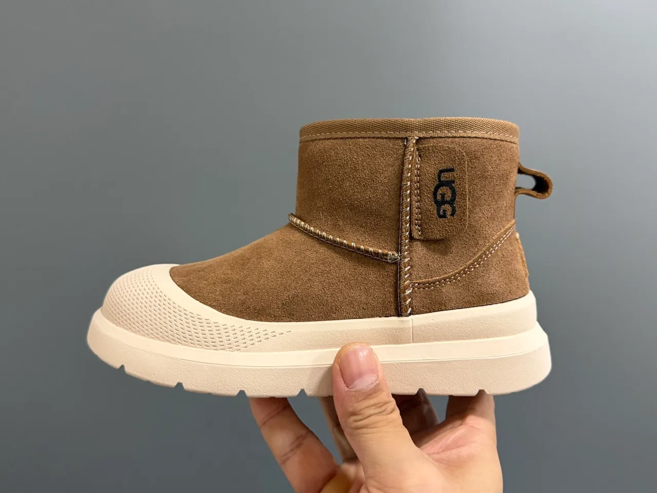 UGG Tasman Black Children's Snow Boots 18