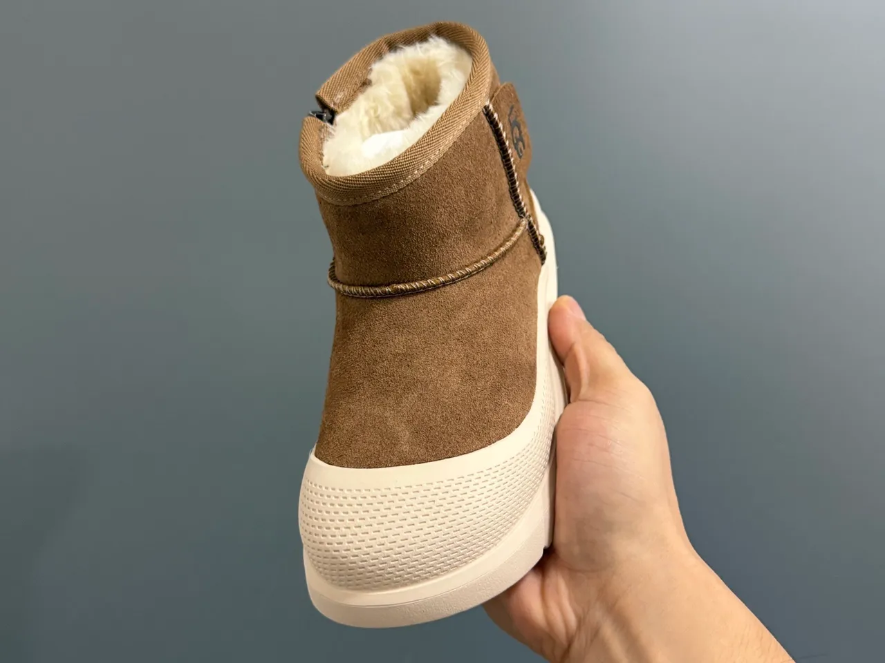 UGG Tasman Black Children's Snow Boots 19