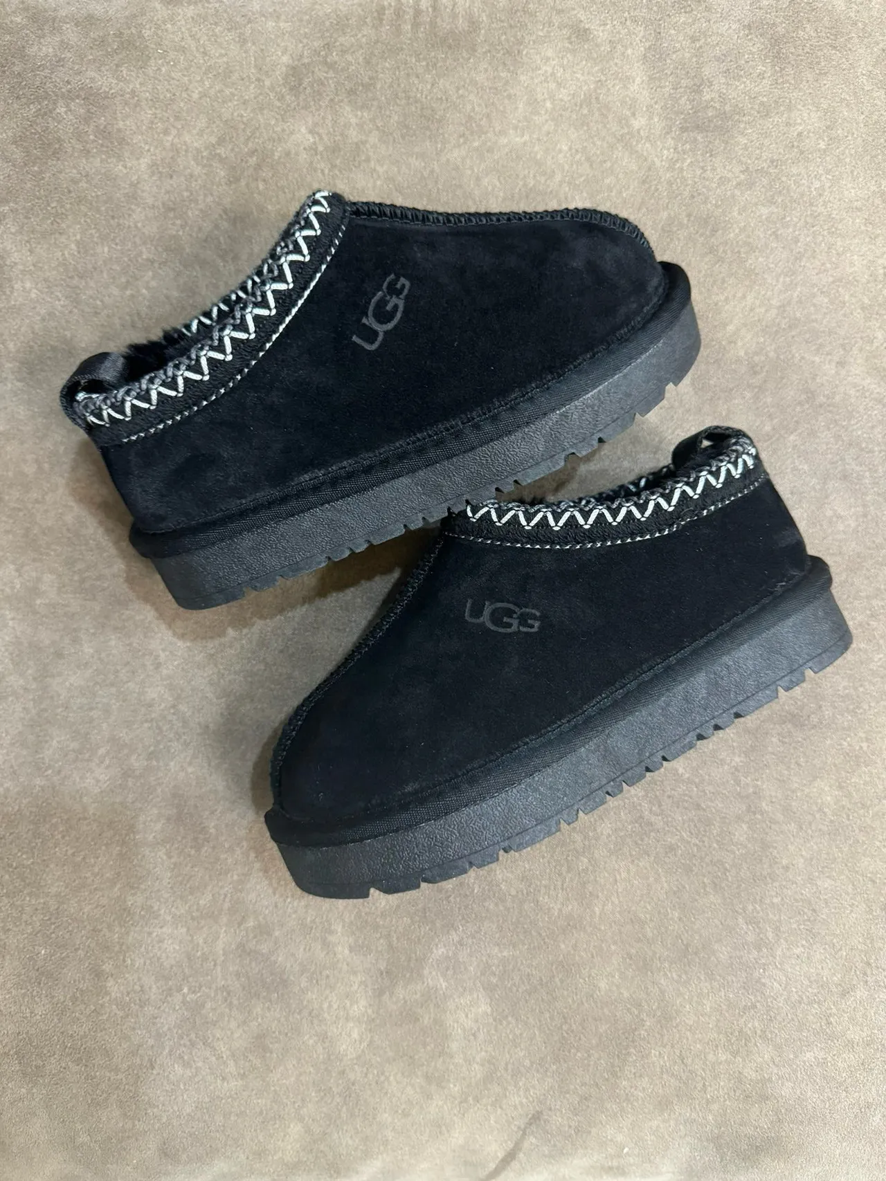 UGG Tasman Black Suede Zigzag Stitch Slip-On Casual Shoes 12
