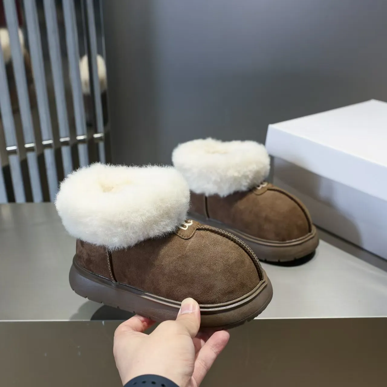 UGG Tasman Brown White Suede Upper Shearling Cuff Snow Boots 16