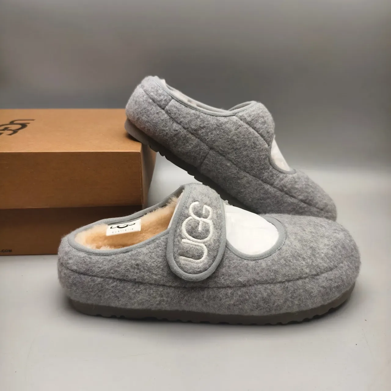 UGG Tasman Gray Beige Felt Upper Shearling-Lined Mary Jane Shoes 6