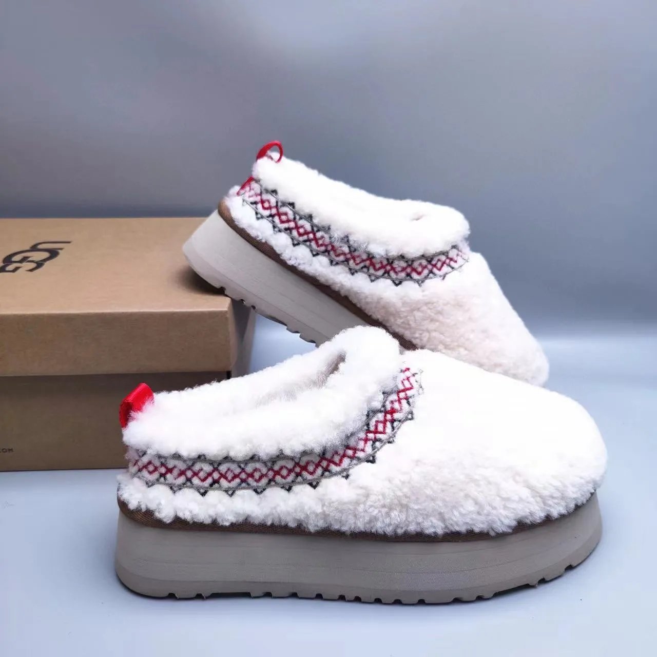 UGG White Beige Plush Shearling Platform Sole Casual Shoes 6