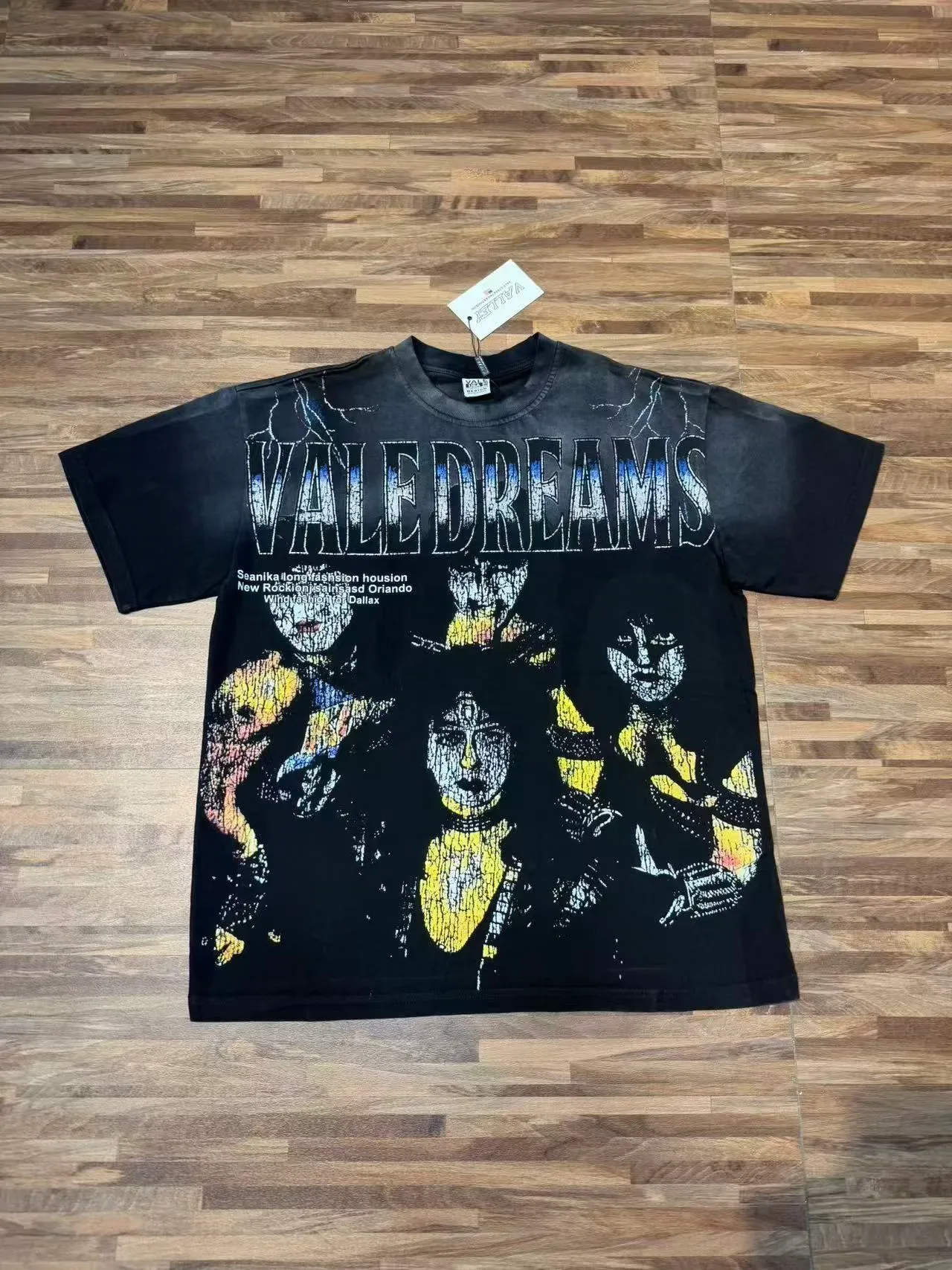 Camiseta preta com estampa gráfica desgastada Vale Forever Vale Dreams 6