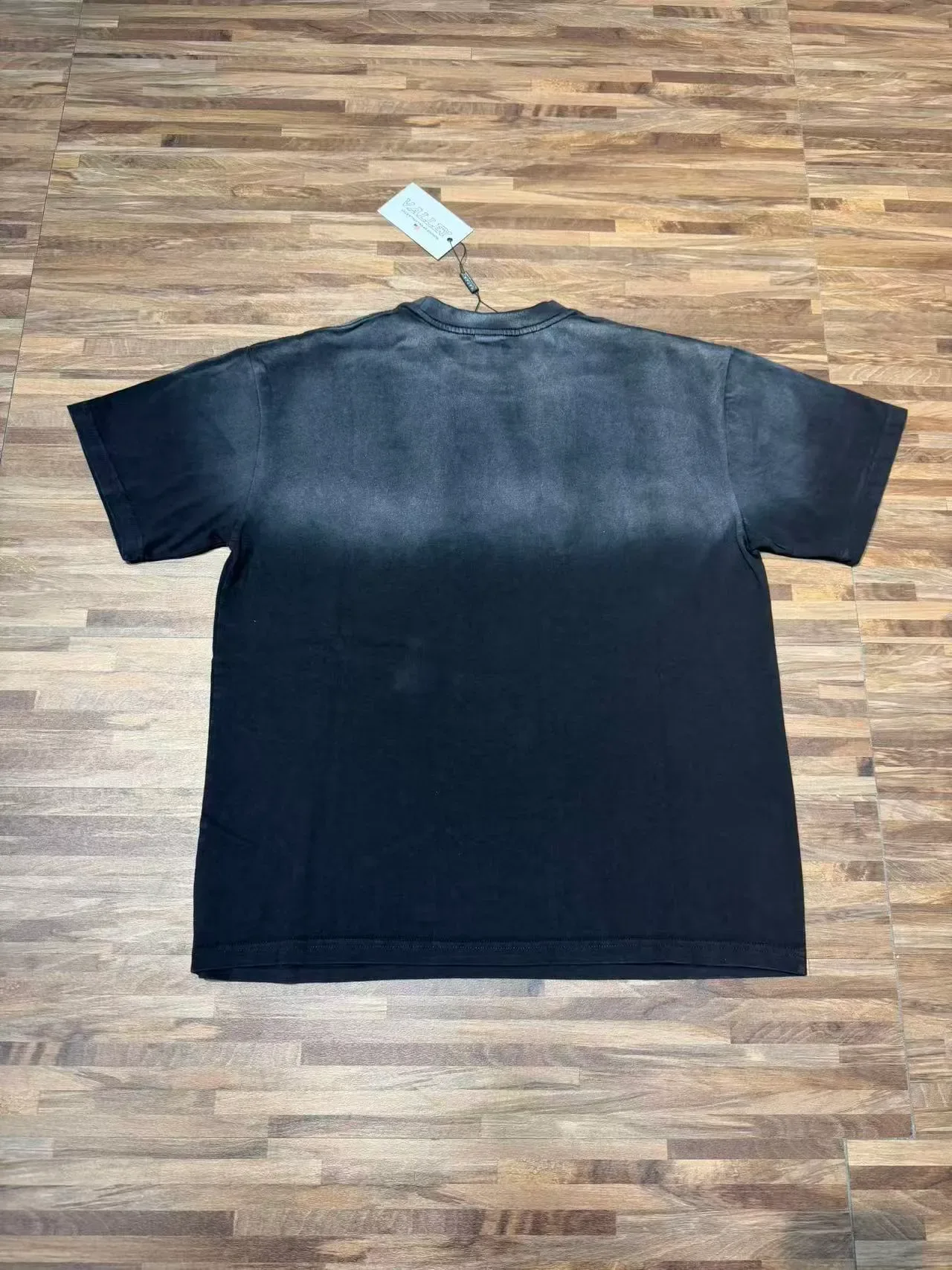 Camiseta preta com estampa gráfica desgastada Vale Forever Vale Dreams 7