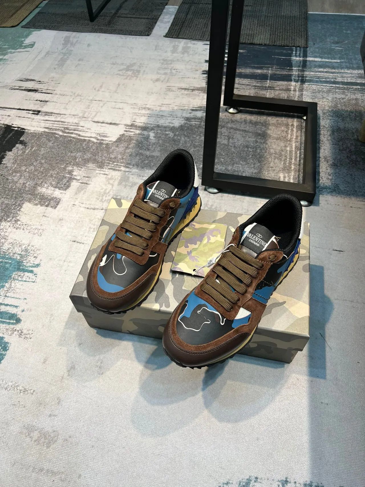 Valentino Marron Bleu Panneaux Camo-Print Daïm Overlay Lifestyle Sneakers 5