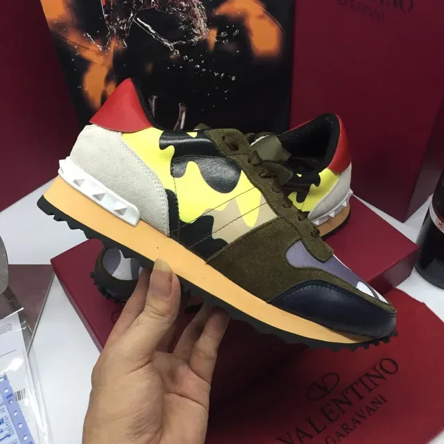 Valentino Tênis Lifestyle Multicolor com Camada de Camurça e Textil Superior, Painéis Gráficos de Chama Camuflagem 2