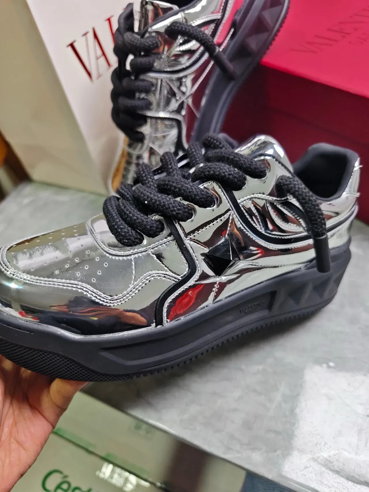Valentino Rockstud Argent Noir Métallique Cuir Patenté Lacets Tressés Baskets Lifestyle 5