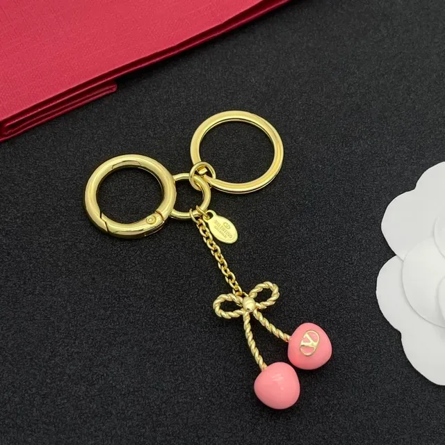 Pulseira Valentino VLogo Charm Ouro Rosa Metal Esmaltado Charms 8