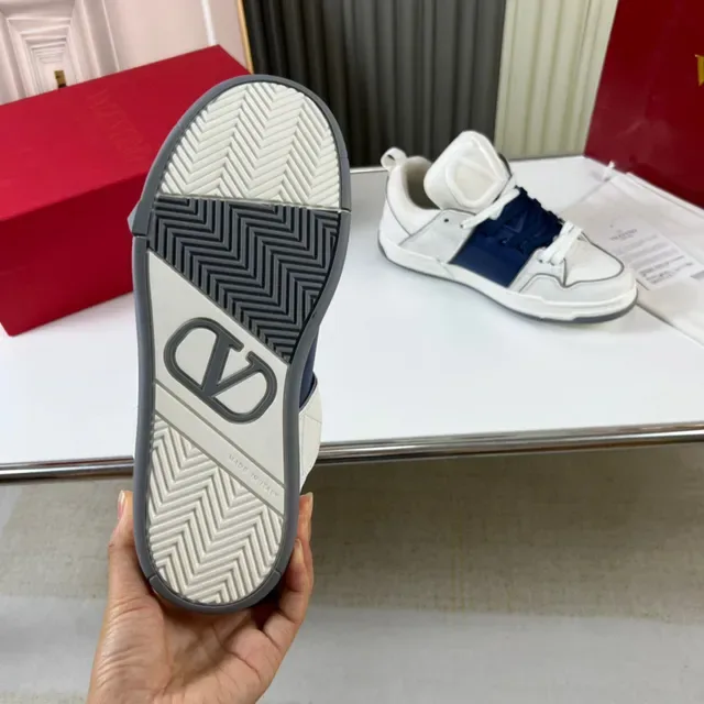 Valentino VLogo Spike Baskets Lifestyle Hautes 2