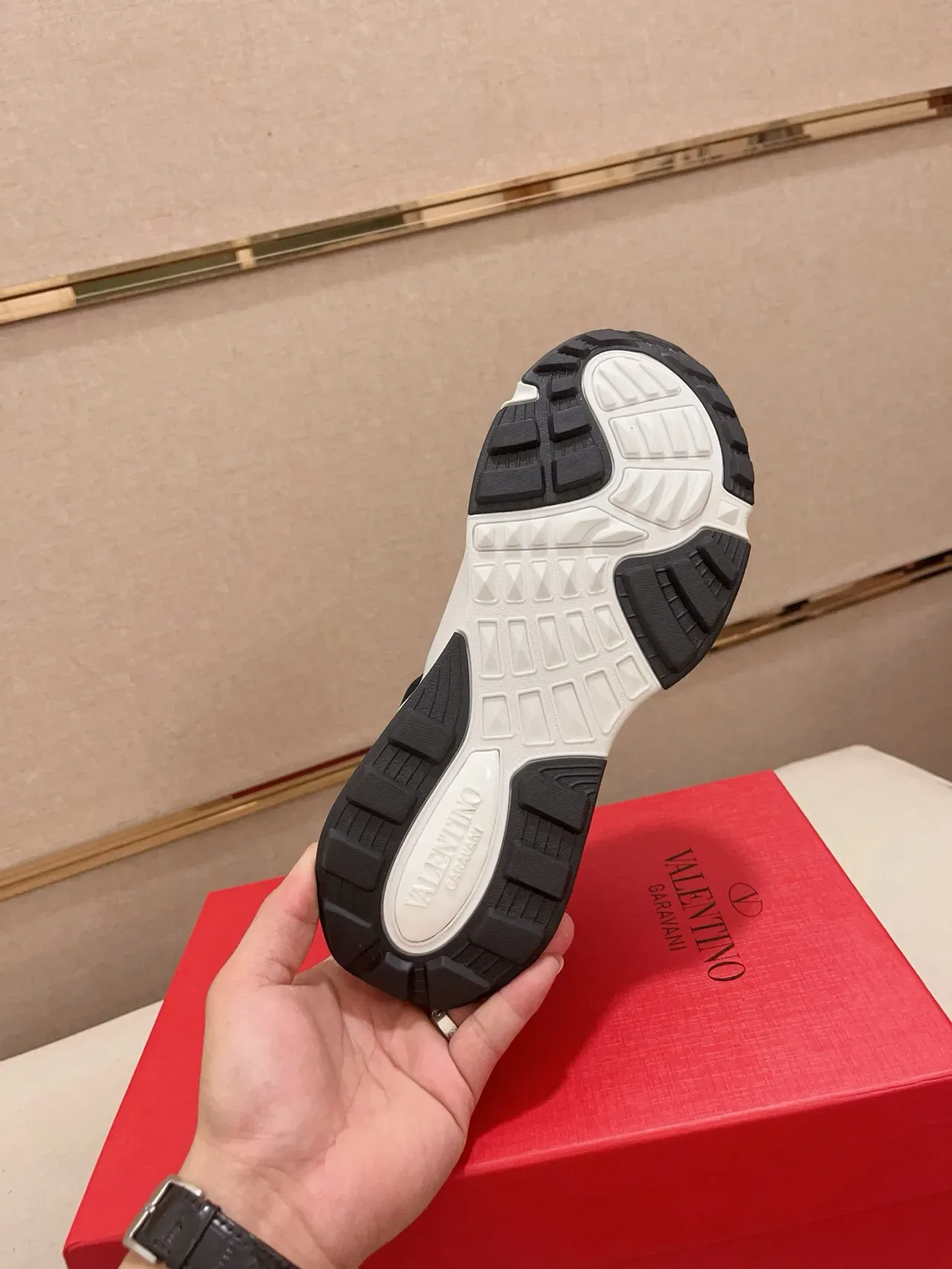 Valentino Blanc Noir Semelle Sculptée Chunky Maille Supérieure Lifestyle Sneakers 2