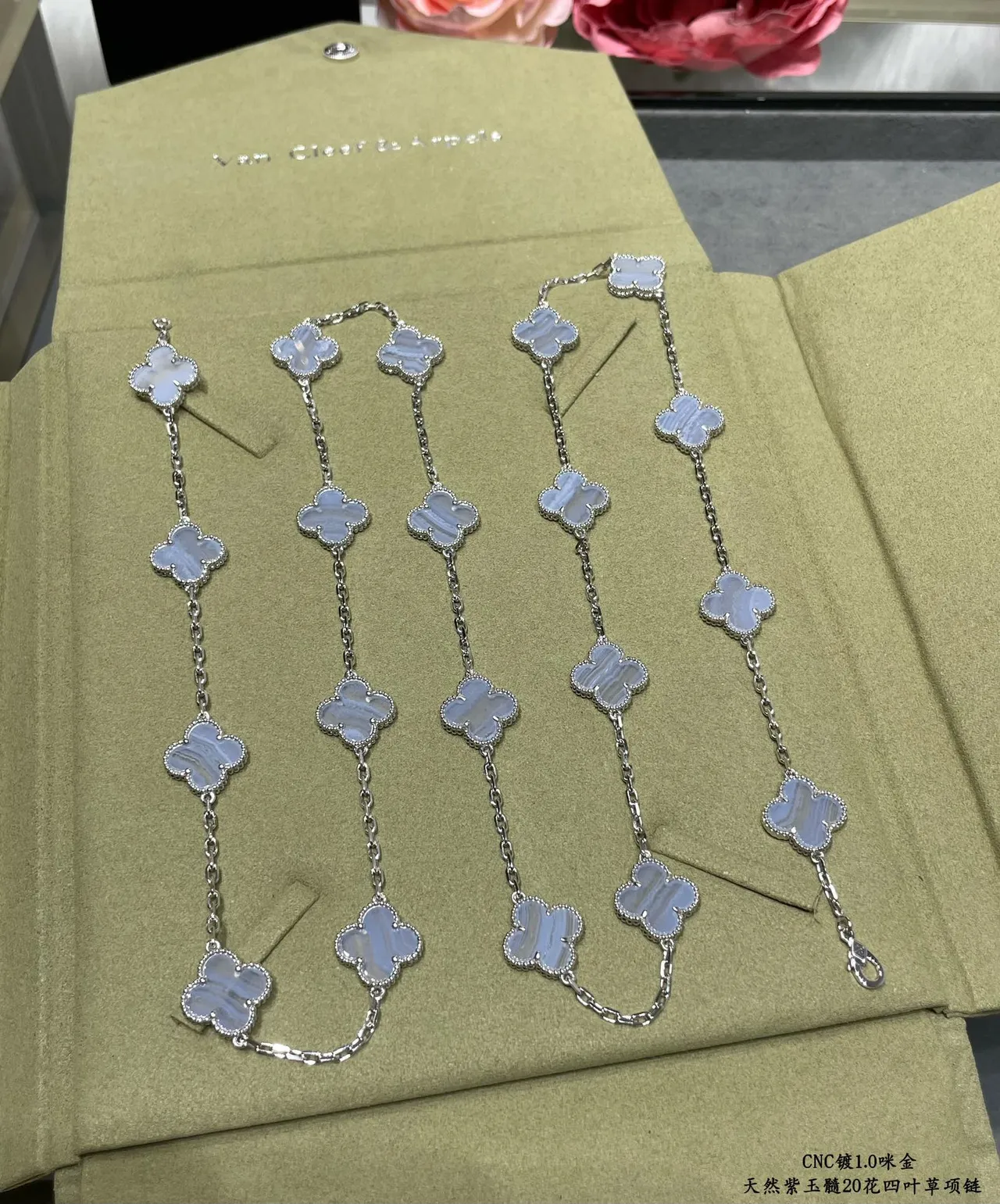Van Cleef & Arpels Alhambra 20 Motif Colar de Madre-Pérola Branca 7