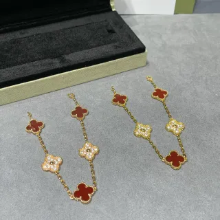 Van Cleef & Arpels Alhambra خمسة موتيف أحمر و باڤيه سوار