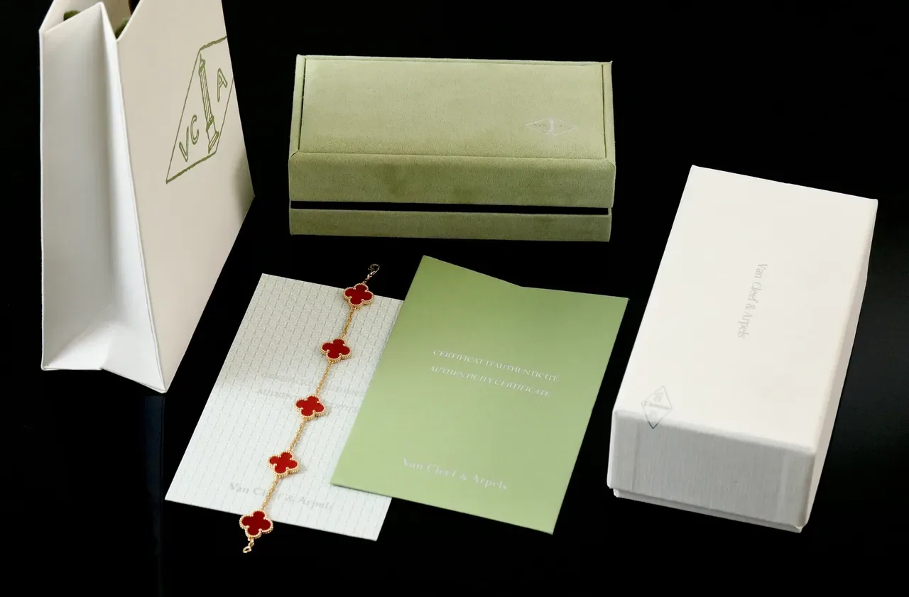 Van Cleef & Arpels Alhambra Five Motif Red Enamel Gold Bracelet 8