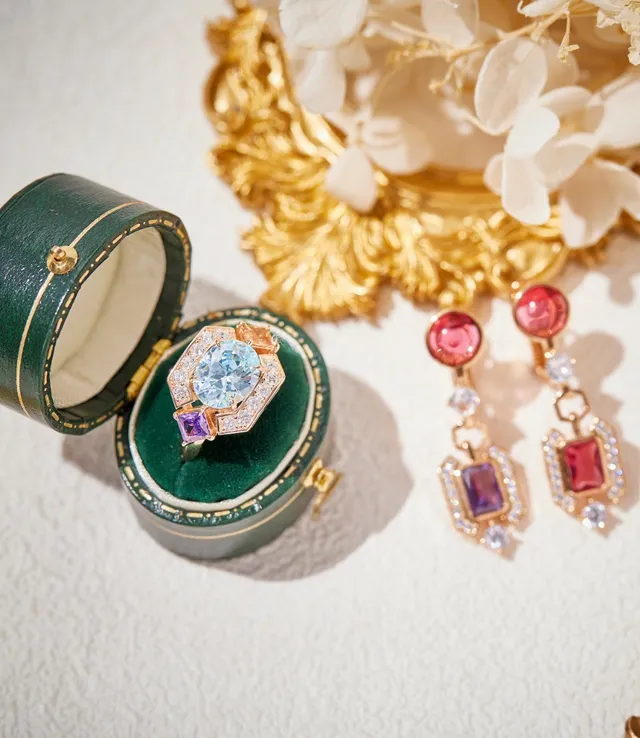 Van Cleef & Arpels Blue Purple Geometric Halo Multi-Gem Ring 7