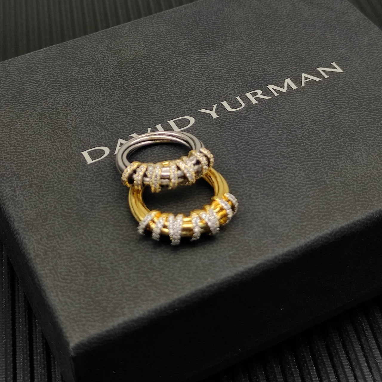 Van Cleef & Arpels Multi-Band Pavé Diamond Ribbed Gold Ring 3