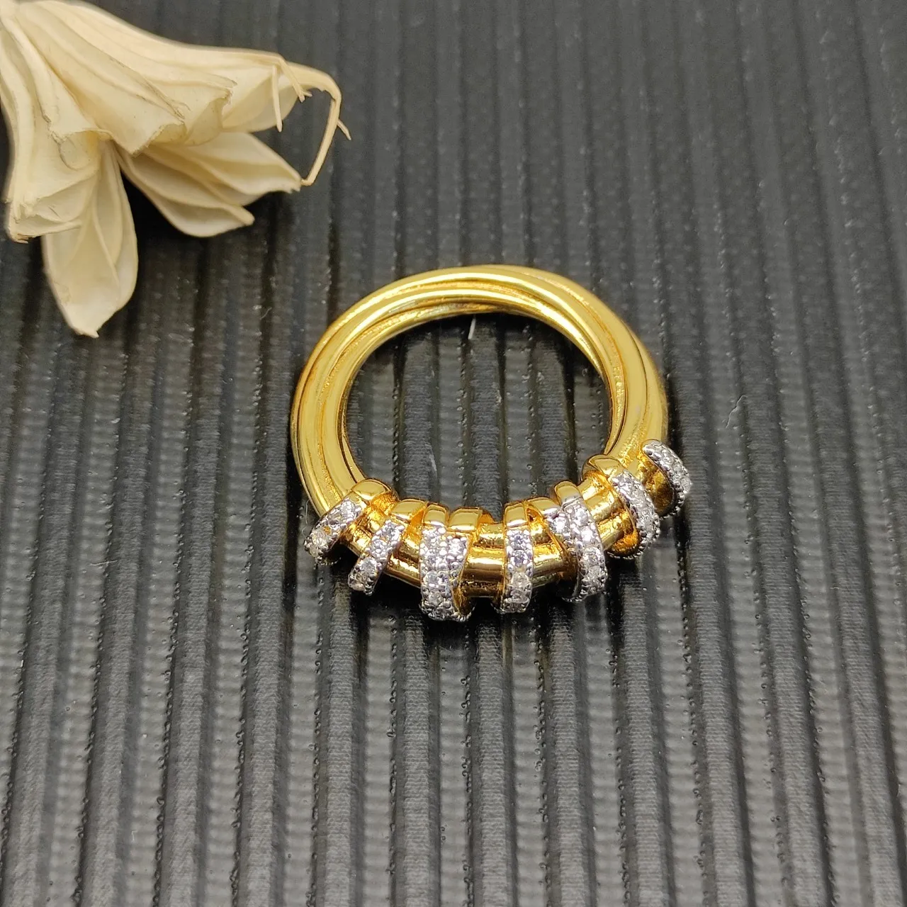 Van Cleef & Arpels Multi-Band Pavé Diamond Ribbed Gold Ring 6