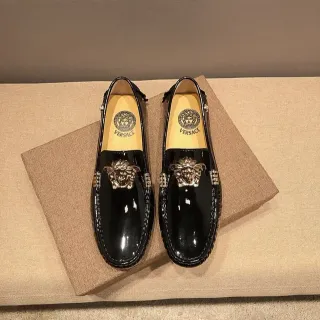 Versace Mocassin Cuir Patenté Noir Doré Brillant Haut Ornement Tête Médusa Métal