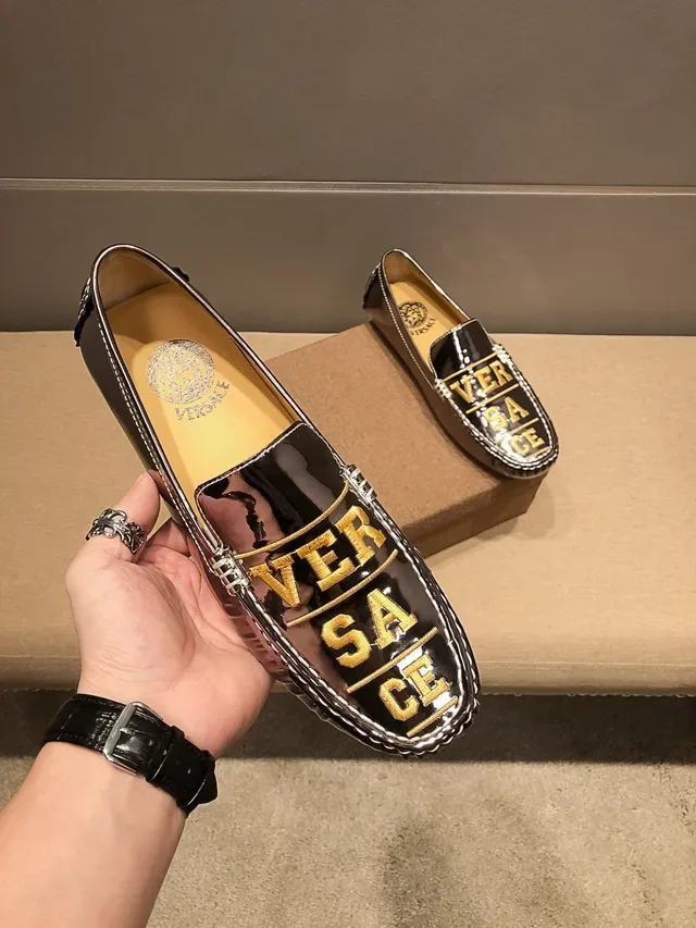 Versace Noir Or Cuir Verni Logo Lettre Mocassins 7