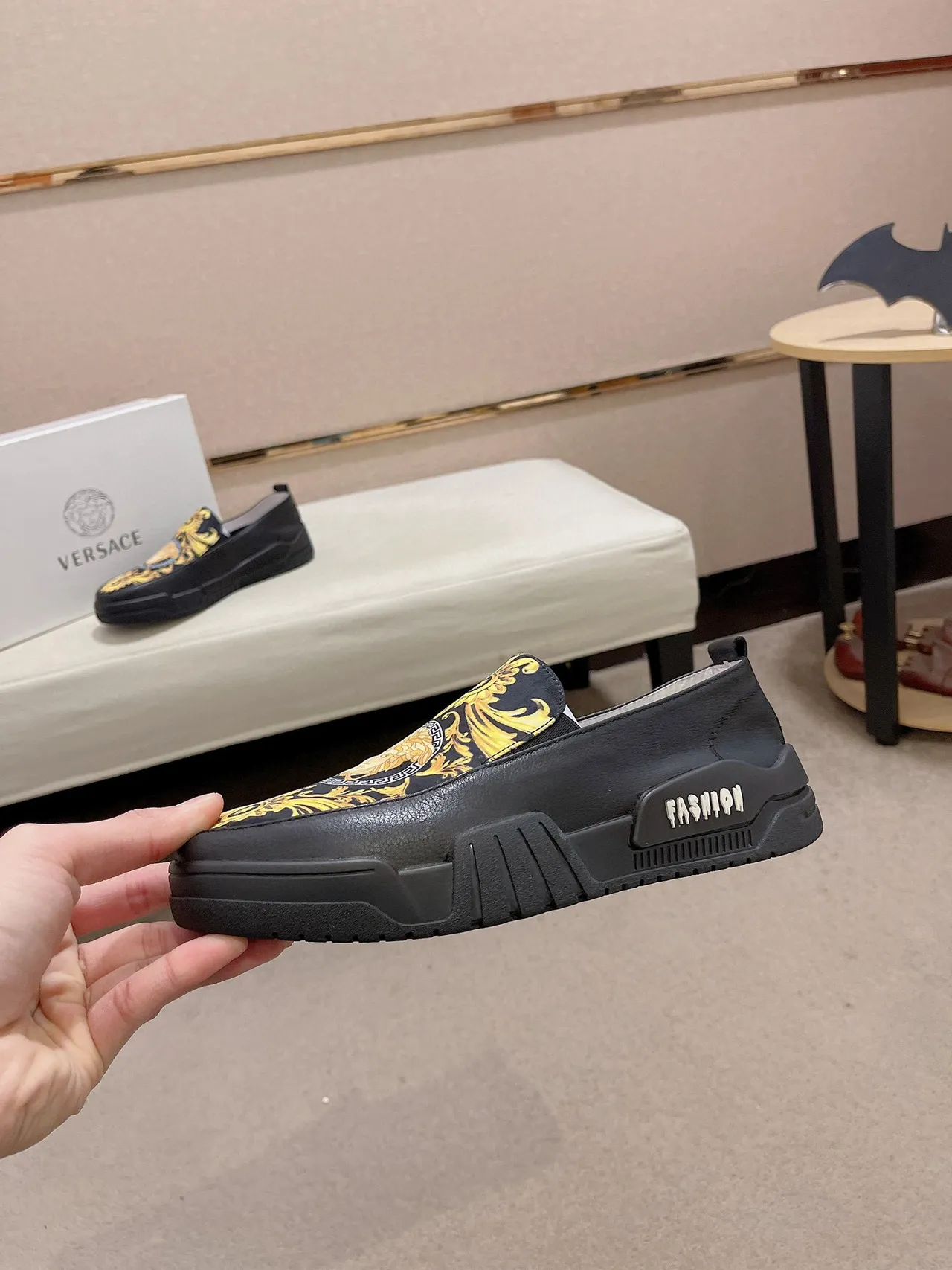 Versace Chain Reaction Noir Or Impression Baroque Vamp Semelle Épaisse Sculptée Loafer 8
