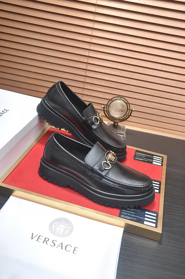 Versace Chain Reaction Cuir Noir Medusa Buckle Mocassins 6