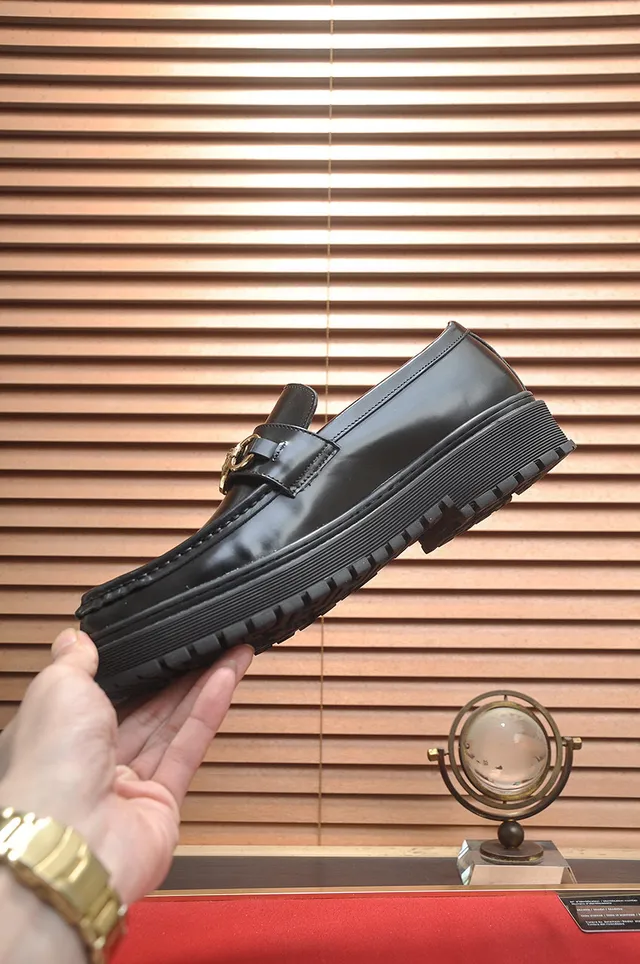 Versace Chain Reaction Cuir Noir Medusa Horsebit Mocassins 6