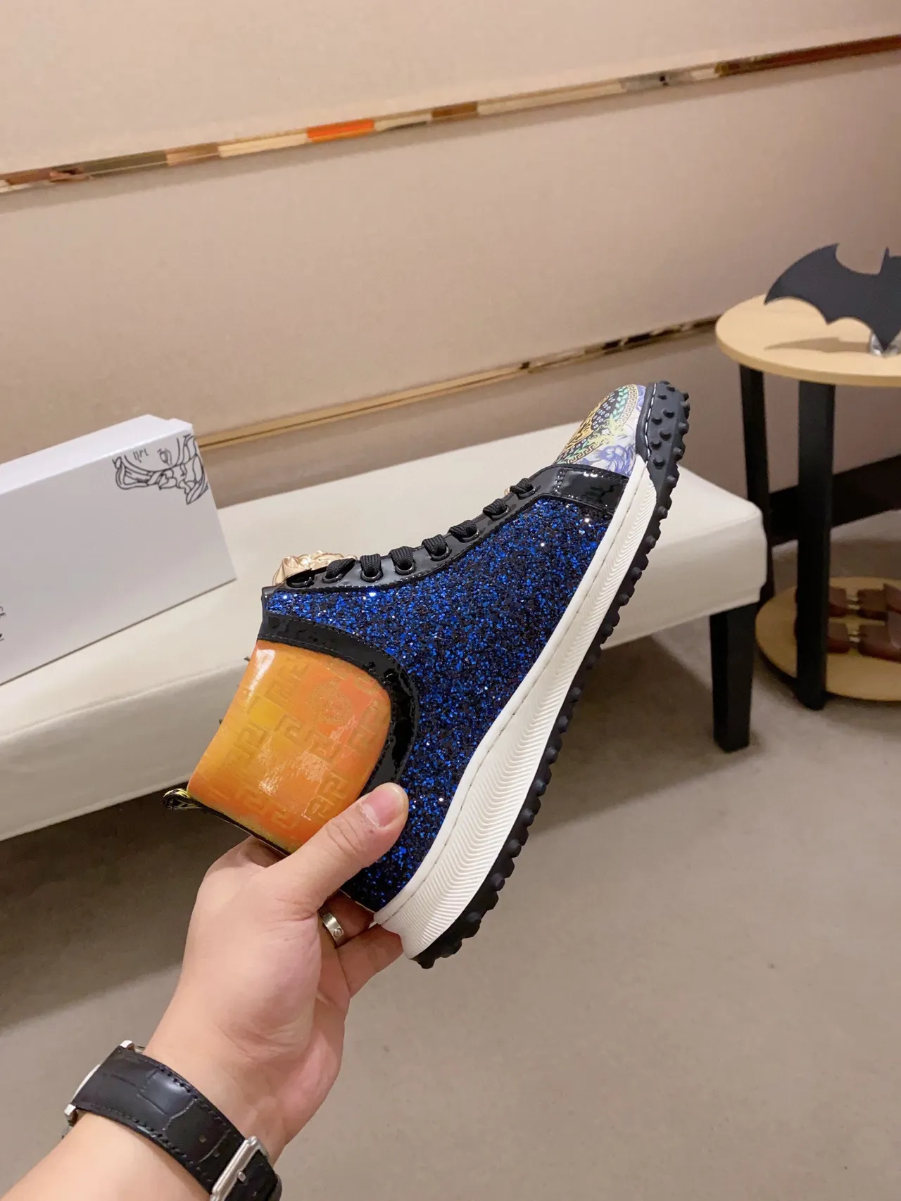 Versace Chain Reaction Brillant Bleu Medusa Baskets lifestyle à lacets hautes 6