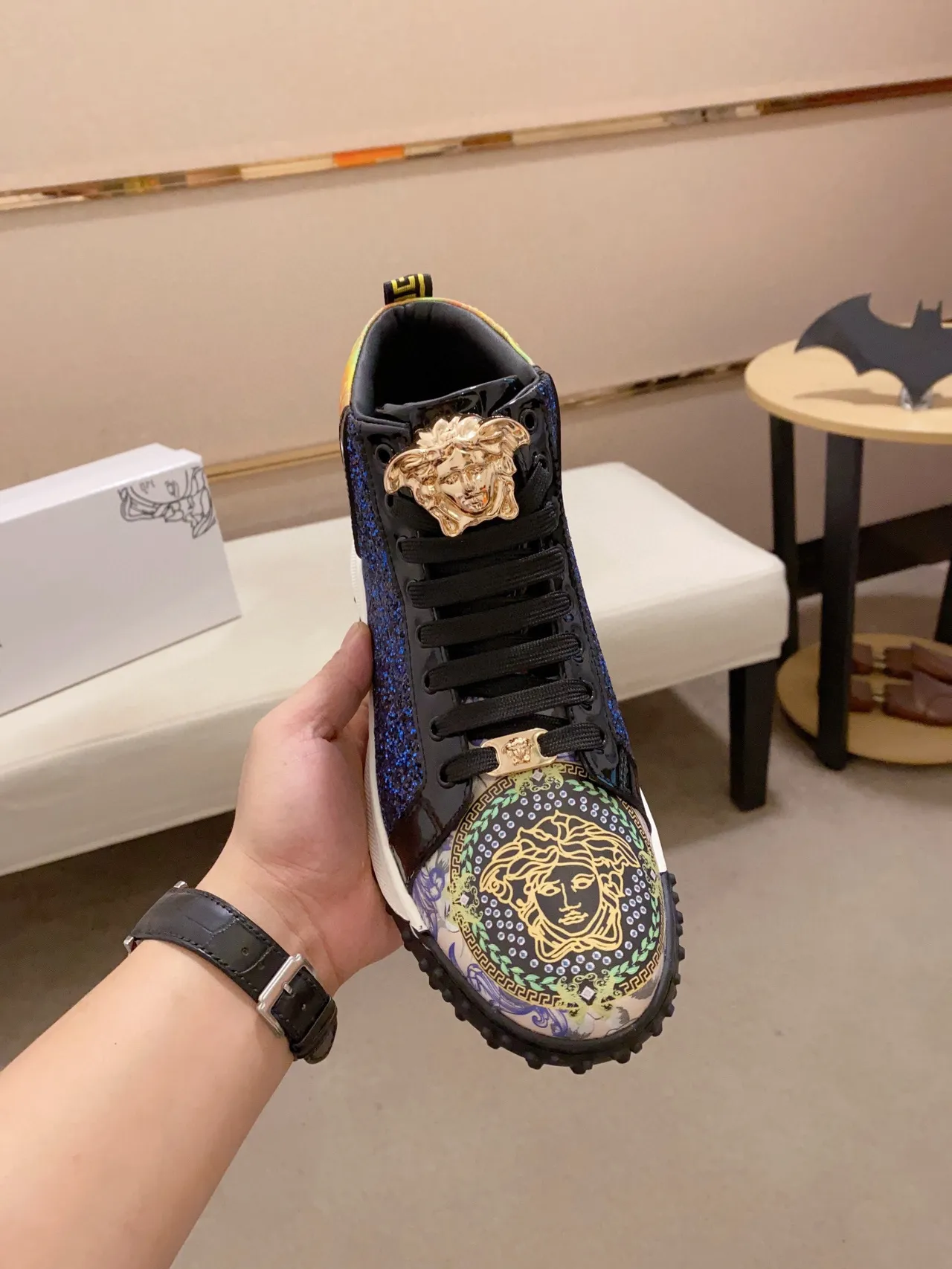 Versace Chain Reaction Brillant Bleu Medusa Baskets lifestyle à lacets hautes 9