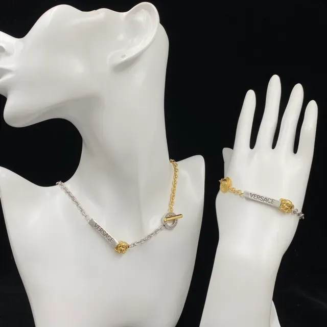 Versace Chain Reaction Collier Or Argent Bicolore Métal Tête Méduse Charme 2
