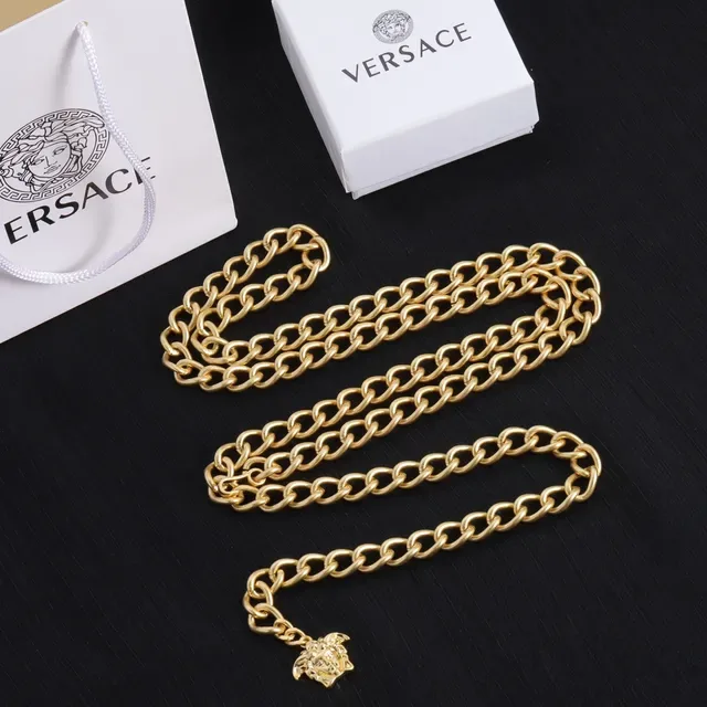 Versace Chain Reaction Collier doré tête de Medusa 2