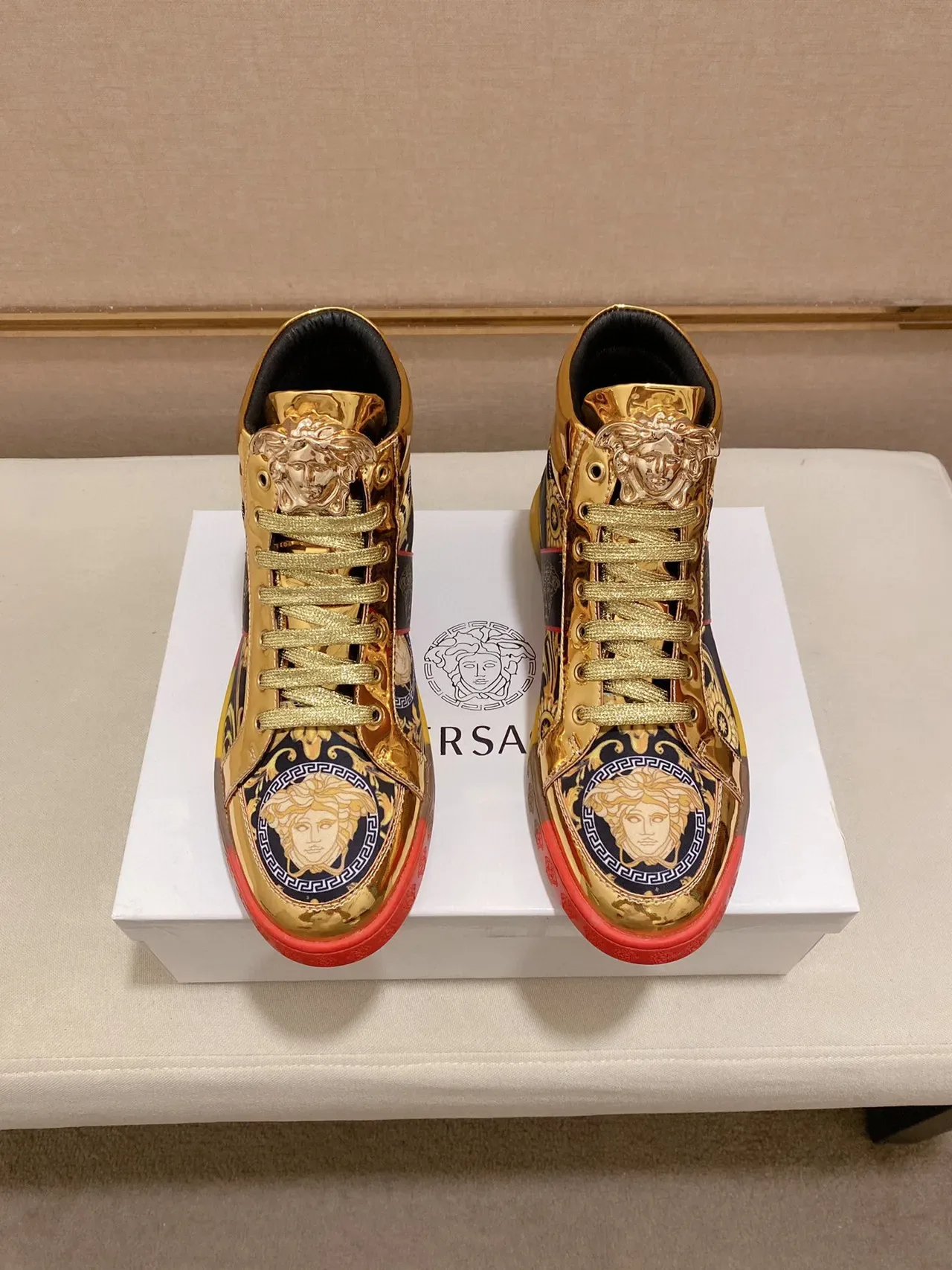Versace Chain Reaction Metallic Gold Baroque Print Lifestyle Sneakers 4