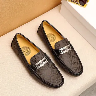 Versace Greca भूरा काला मोनोग्राम प्रिंट मेड्यूसा-बकल हार्डवेयर लूफर