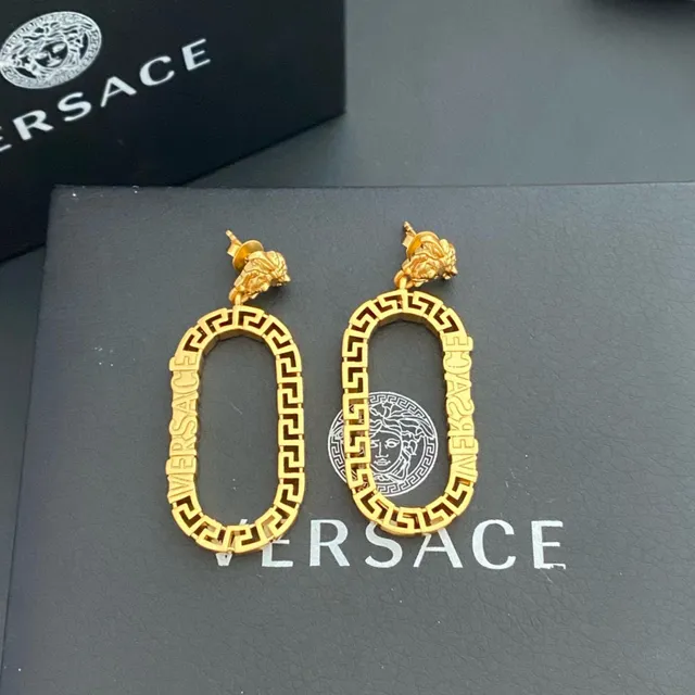 Versace Greca Odissea dourado cabeça Medusa aros ovais brincos 9
