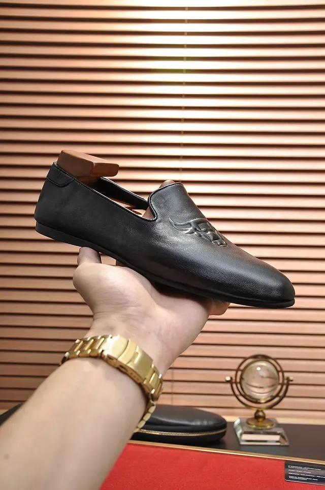 Versace Mocassin Noir Brun Cuir Embossé Tête Médusa 7