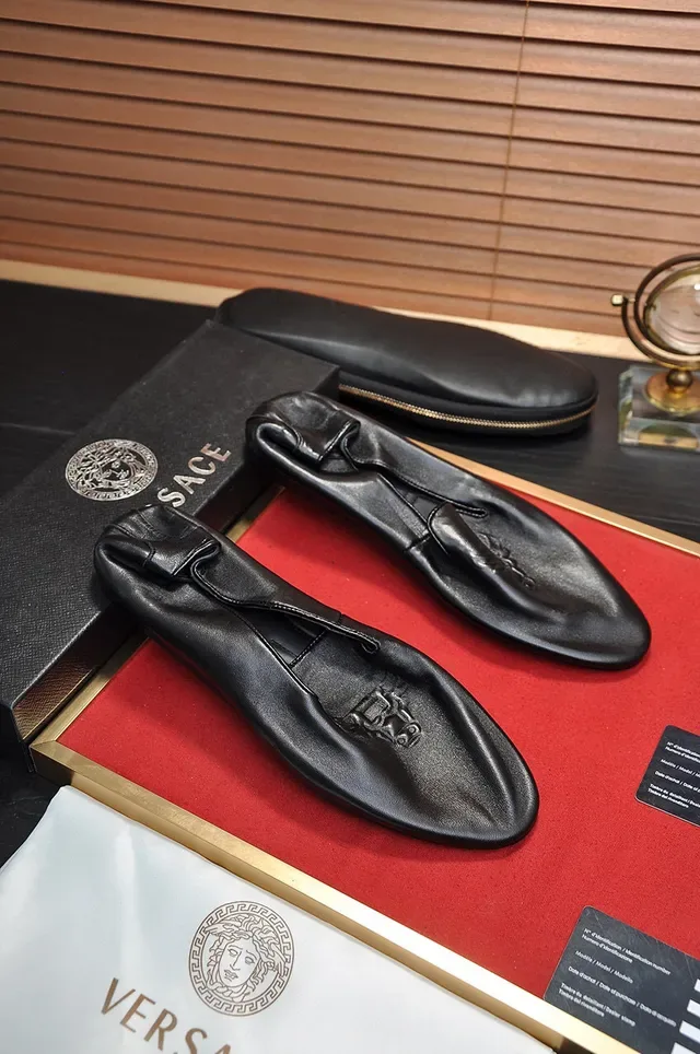 Versace Mocassin Noir Brun Cuir Embossé Tête Médusa 8